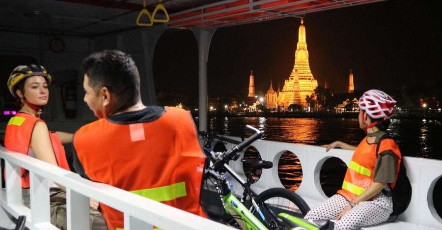 Bangkok: Night Bike Ride and Dinner at a Local Restaurant - Key points at a glance