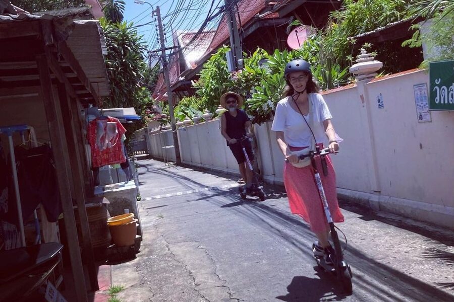 Bangkok : Old City Guided E-Scooter &/or Bike Tour - Who will enjoy this Bangkok tour most