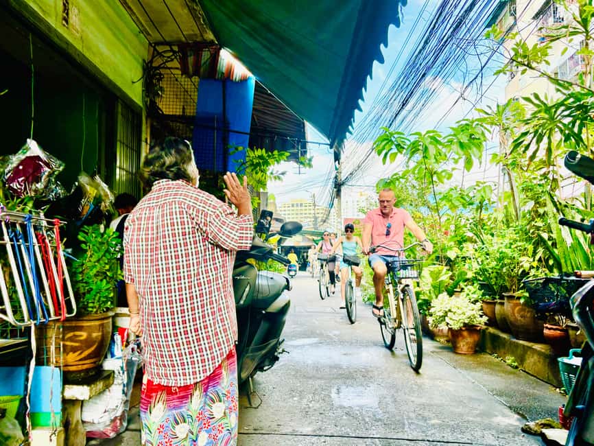 Bangkok: Temples, Canals & Local Life Bike Tour - Wat Khun Chan and the quieter temple circuit