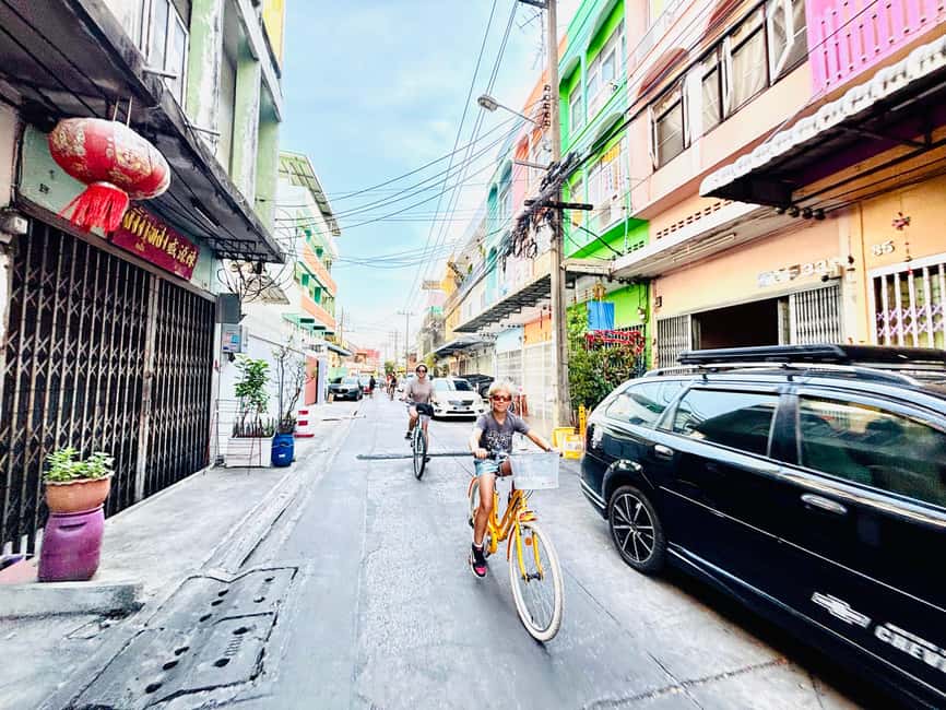 Bangkok: Temples, Canals & Local Life Bike Tour - How hard is the 15-kilometer route?