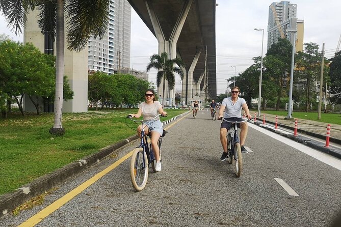 Bangkok Tour by Boat and Bike - Cycling through villages, temples, and markets