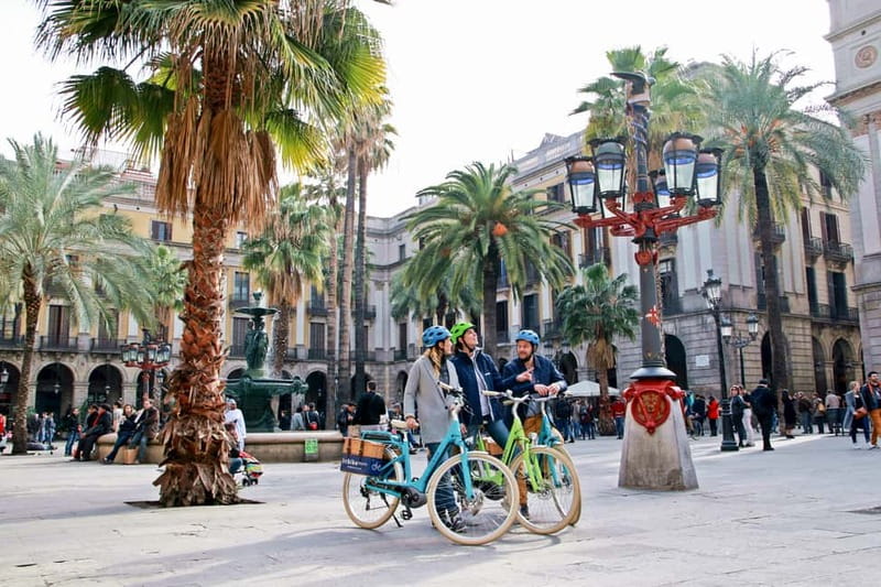 Barcelona: 1.5-Hour Sightseeing Tour by Bike/Electric Bike - Key points to know before you ride