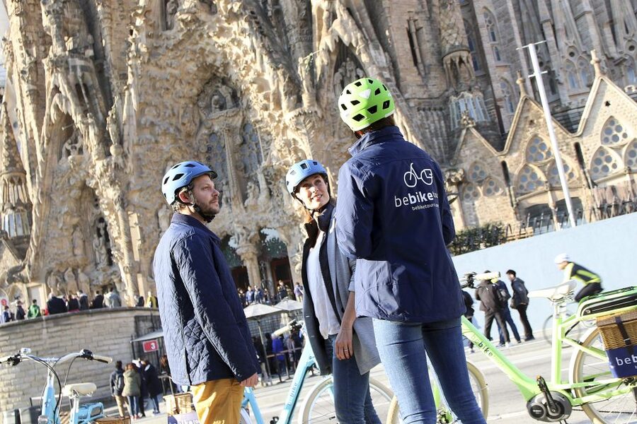 Barcelona: 2.5-Hour Bike or E-Bike Historical Tour - Gràcia feels different from the central city