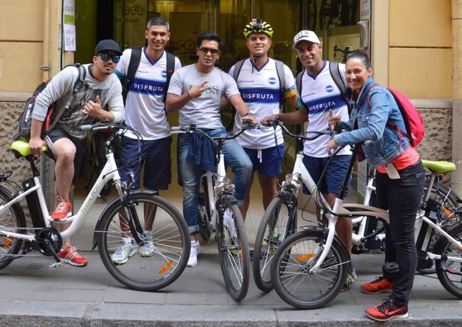 Barcelona: 4-Hour E-Bike Photography Tour - Roman streets, the Arc de Triomf, and Citadel Park