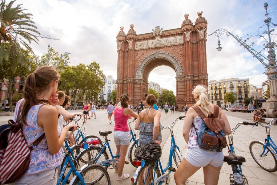 Barcelona Beach 3-Hour Bike Tour - Why This Bike Tour Works in Barcelona