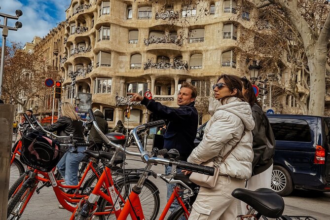 Barcelona: Bike or eBike Tour, Top Sights & Local Insights - Why A Bike Is A Smart Way To See Barcelona