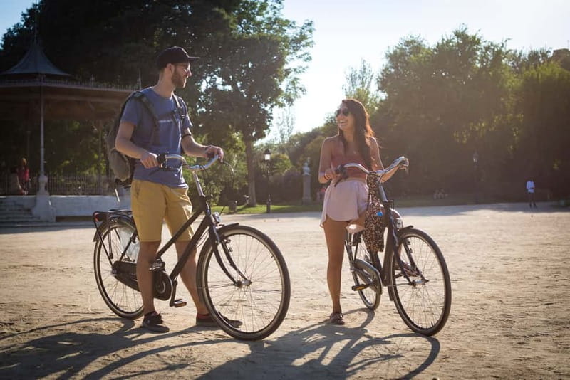 Barcelona: Bike Rental for 2 - 24 Hours - From Barceloneta beach to Gaudí’s city