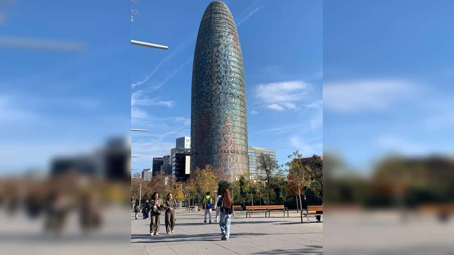 Barcelona Bike Tour: Iconic Sights & Hidden Spots - Casa Milà and Casa Batlló