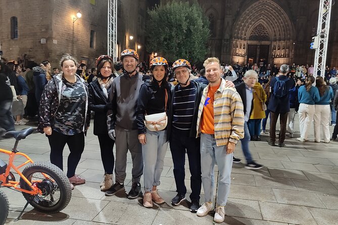 Barcelona bike tour with French guide 20-ТOP, bike/eBike - What the pace feels like on city streets