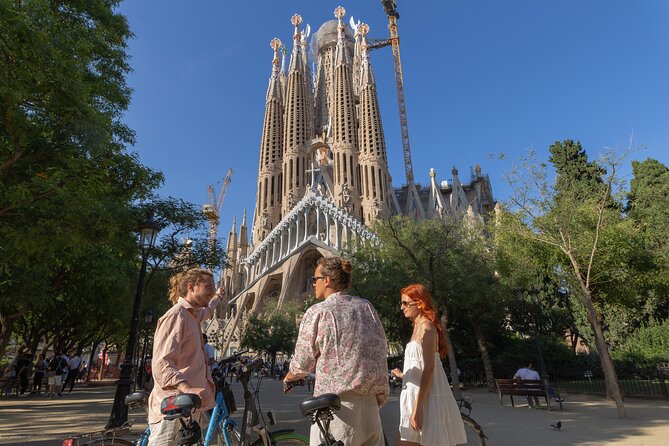 Barcelona Bike Tour: Your First Time Highlights with Locals - Sagrada Familia, seen with time to return