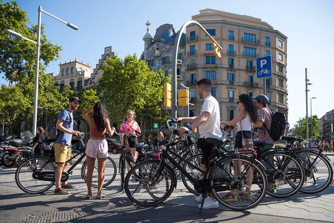 Barcelona City Highlights Bike Tour - What the cycling feels like