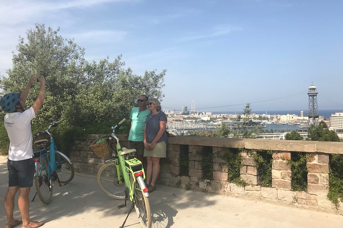 Barcelona E-Bike Guided Tour with Montjuic Hill - Avenida del Paralelo and the ride back