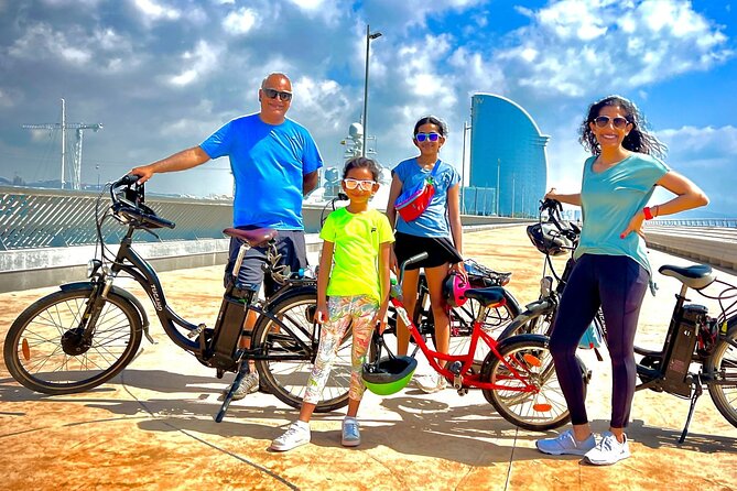 Barcelona E-Bike Photography Tour - Photos, tapas, and the human side of the tour