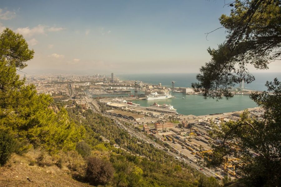 Barcelona: E-Bike Tour with Montjuic Cable Car & Boat Ride - Is the E-Bike Really Easy to Ride?