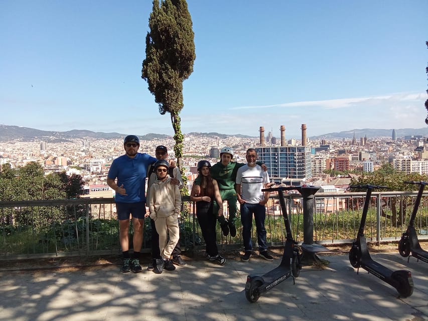 Barcelona: e-scooter and Bike tour - Starting beside La Mercè Basilica