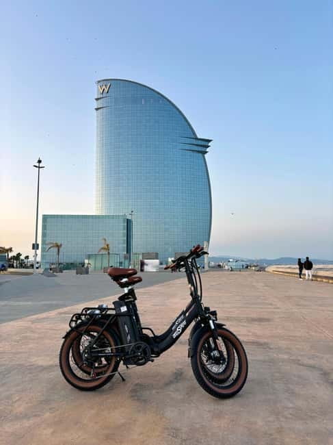 Barcelona: Explore the City with Eco-Friendly E-Bike Rentals - Linking the Gothic Quarter and El Born