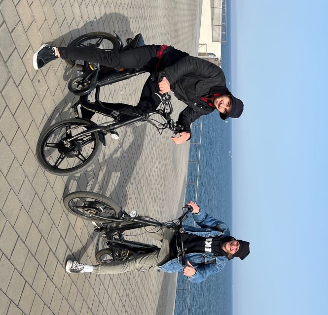 Barcelona: Gaudi Guided E-Bike Tour - Along the promenade and Barcelona waterfront