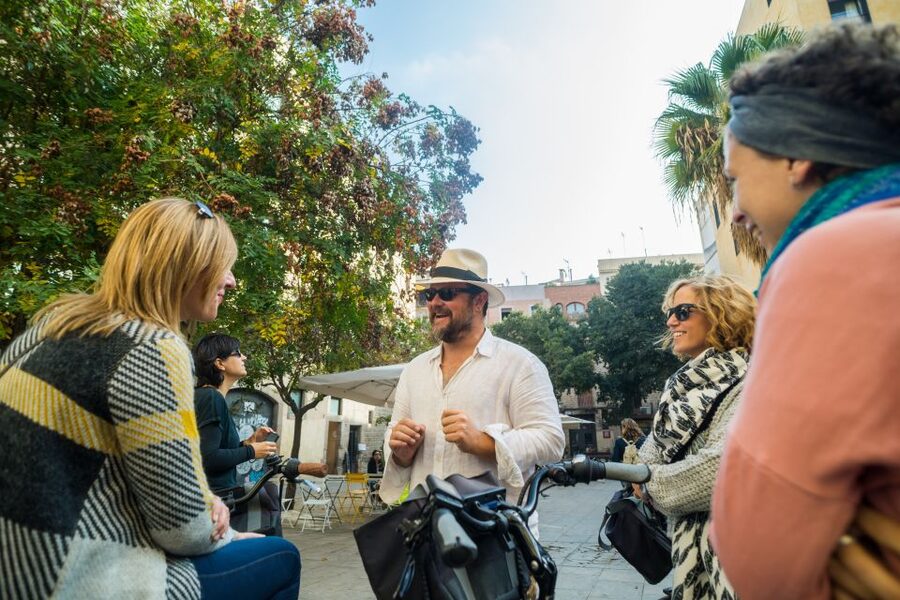 barcelona: Gaudi Highlights eBike tour - Safety, comfort, and what to bring