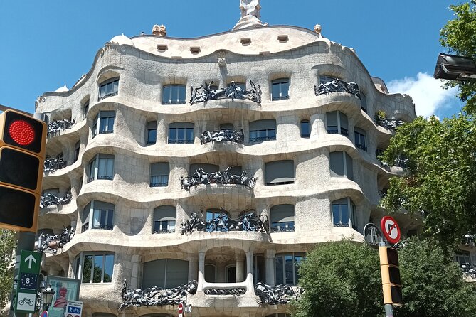 Barcelona Highlights Bike Tour - The waterfront, Olympic Port, and Barceloneta