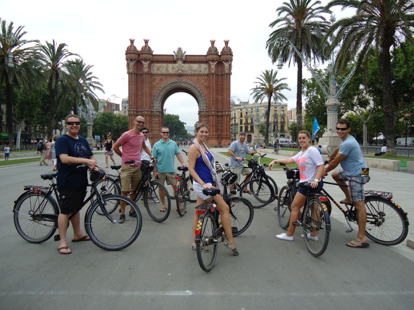 Barcelona Highlights Bike Tour: Cycle along the beach! - Arc de Triomf and Parc de la Ciutadella