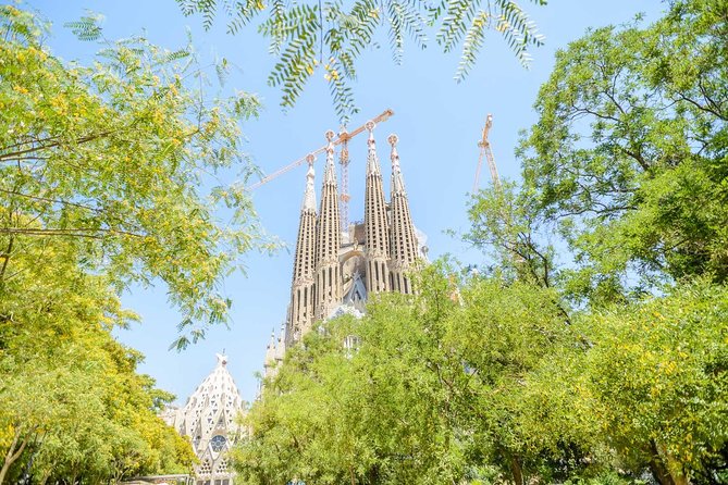 Barcelona in One Day eBike Tour with Park Güell Ticket - Ciutadella Park and the 1888 exposition