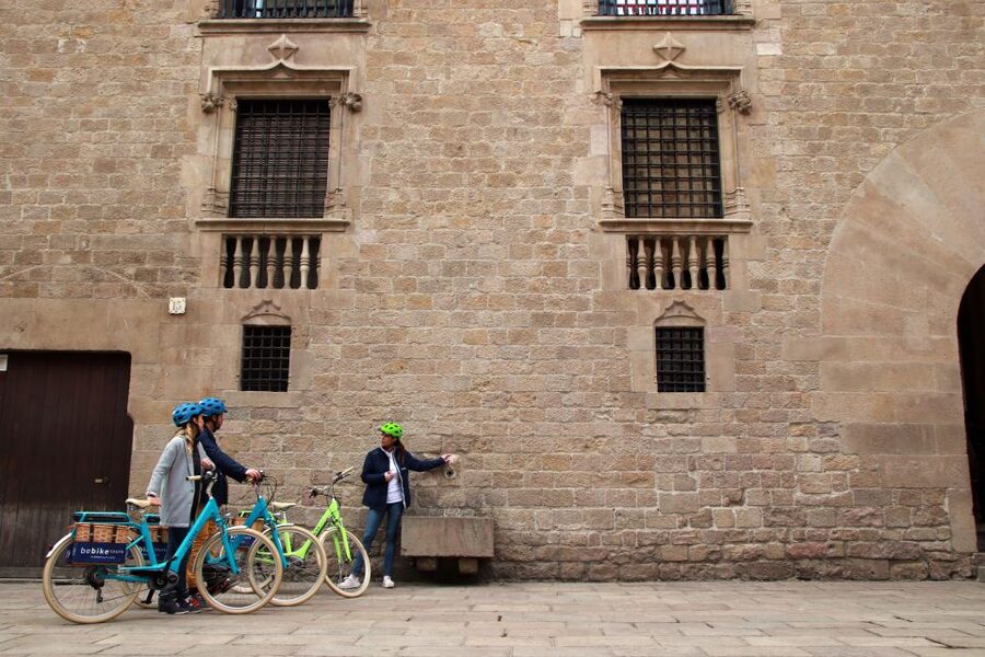 Barcelona: Montjuic Hill E-Bike Tour - What the $48 price includes
