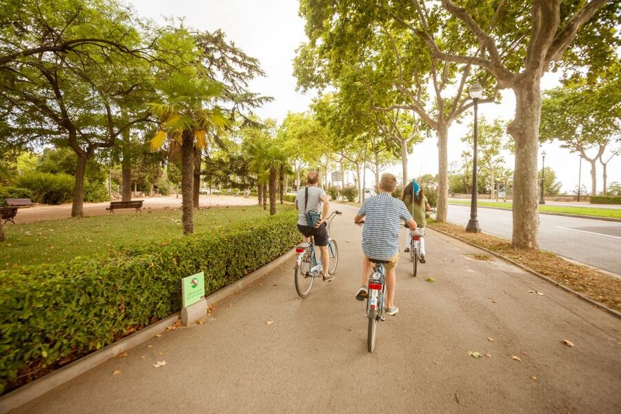 Barcelona Montjuic Three-Hour Bike Tour - A pause near the Joan Miró Foundation