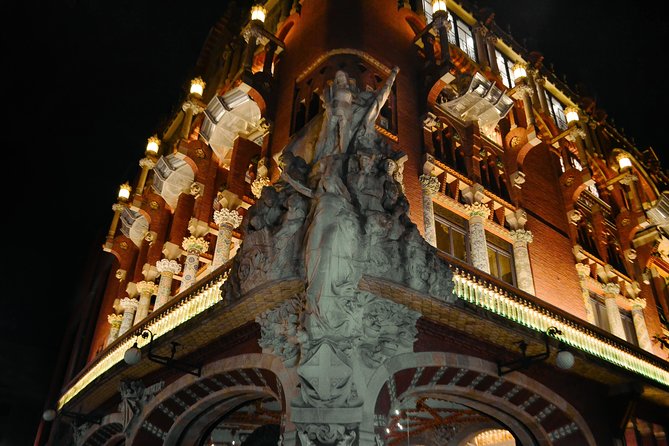 Barcelona Night Bike Tour with Local Tapas and Cava Stop - Casa Golferichs and the Modernisme façades