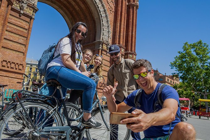 Barcelona Off the Beaten Track Bike Tour - Los Encantes and Poblenou