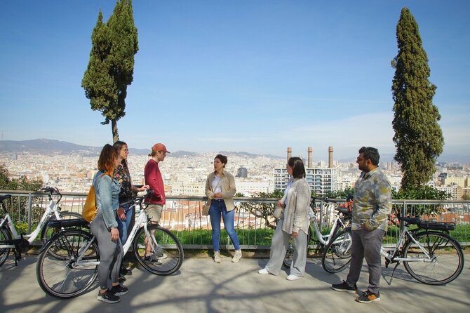 Barcelona Photo Highlights eBike Small Group Tour - Barcelona’s beach views and L’Estel Ferit