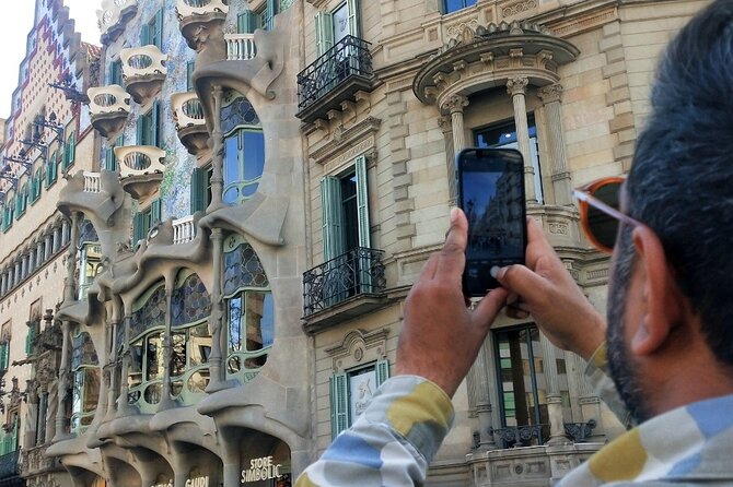 Barcelona Photo Highlights eBike Small Group Tour - Montjuïc brings the views and the climb