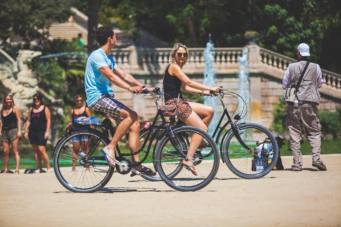 Barcelona Private Bike/eBike Tour & Sagrada Familia Tickets - Plaça de Catalunya and the Gothic Quarter