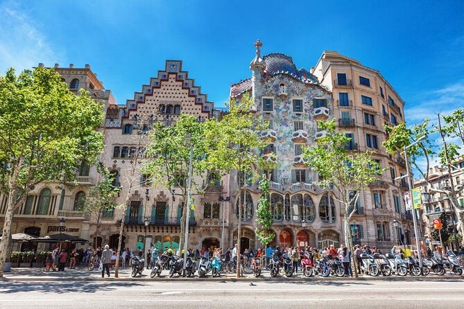 Barcelona Private Bike Tour - Why an e-bike works well in Barcelona