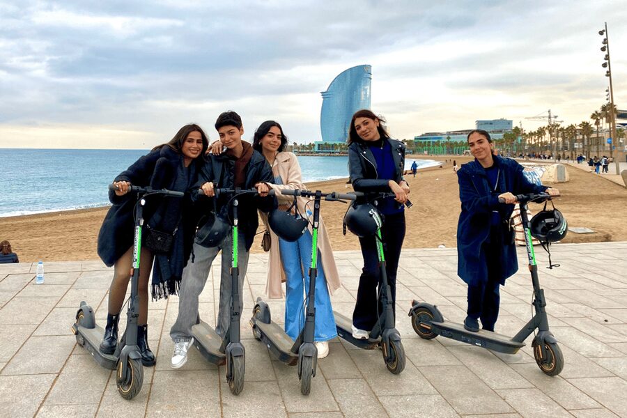 Barcelona: Sagrada Familia Electric Scooter or Bike Tour - Barceloneta, W Hotel, and Olympic Port