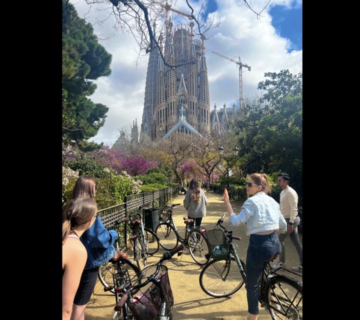 Barcelona: Sagrada Familia Electric Scooter or Bike Tour - Casa Batlló and Barcelona’s Gaudí district