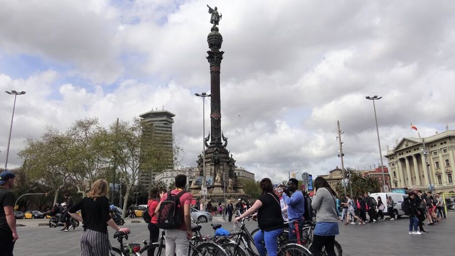 Barcelona: Small Group or Private Bike Tour - Family groups and private bookings