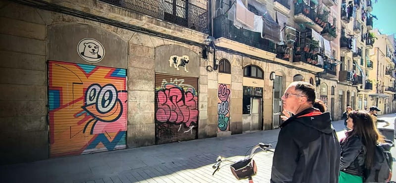 Barcelona | StreetArt Bike Tour Moco Museum - Raval murals and the Ágora Benítez works