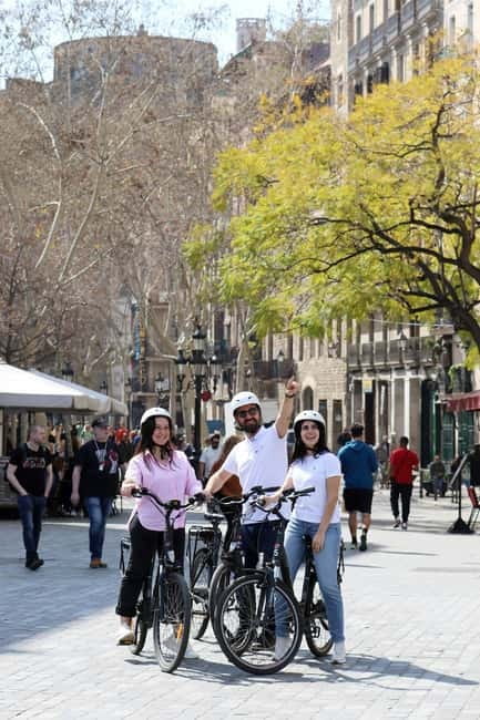 Barcelona: Tapas Tasting Tour by Regular Bike or E-Bike - Key points to know before booking