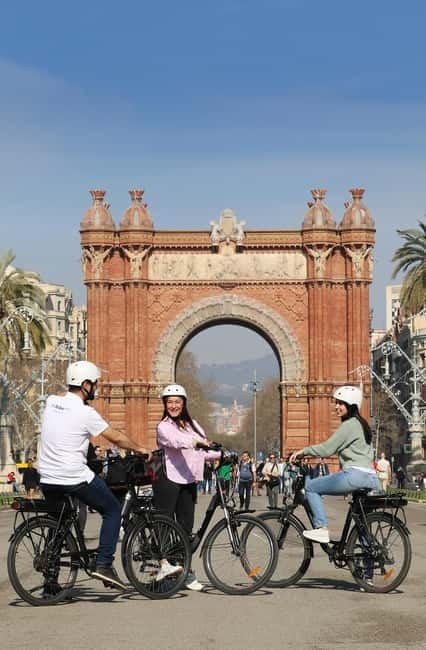 Barcelona: Tapas Tasting Tour by Regular Bike or E-Bike - Casa Batlló and Casa Milà: Gaudí without the ticket line