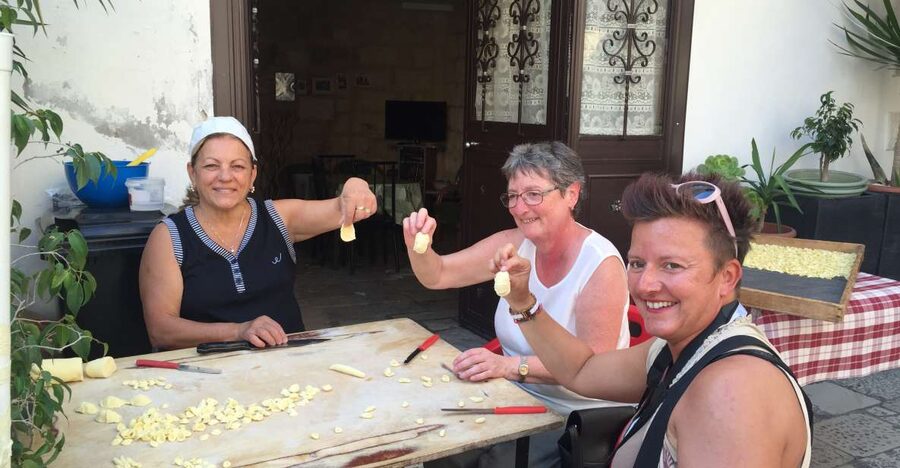 Bari: Bike Tour & Pasta Making Experience - Seeing Bari by bike