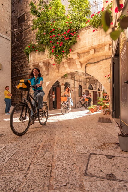 Bari: City Highlights Guided Bike Tour - Why a bike is a smart way to see Bari