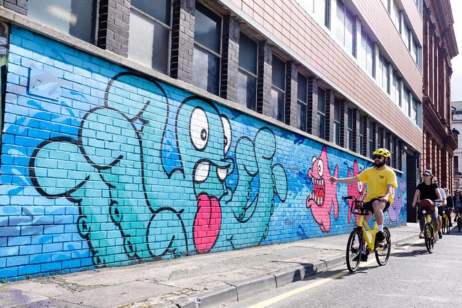Belfast Bike Tours - City Hall and Belfast’s central streets