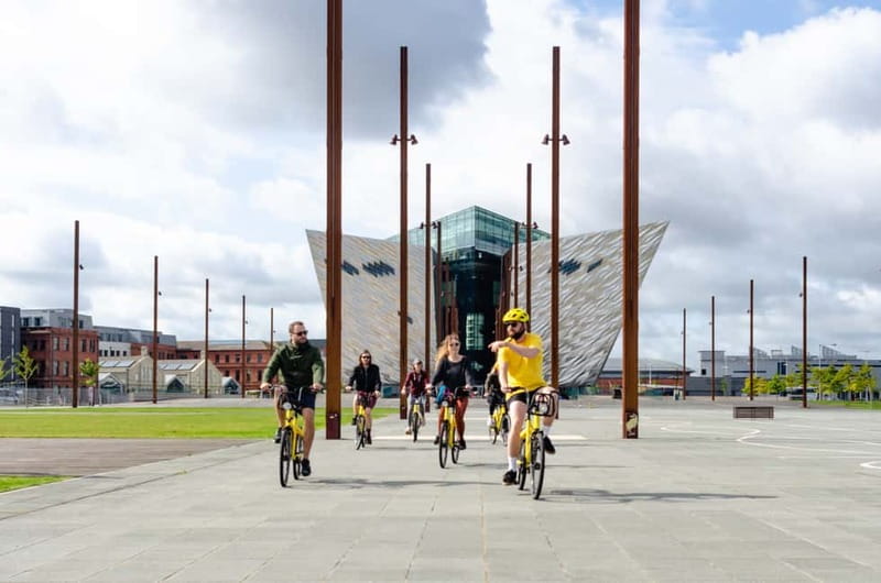 Belfast: City Highlights Bike Tour - St. George’s Market brings the city indoors