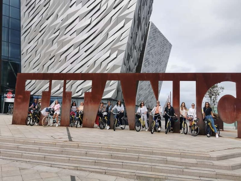 Belfast: City Highlights Bike Tour - A local bar and one final Belfast detail