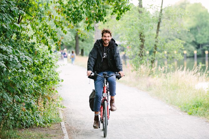Berlin Bike and Electric Bike Rentals - Bike, helmet, and return details