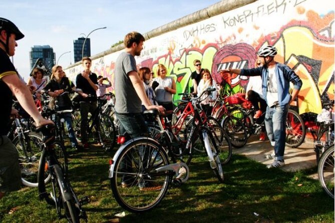 Berlin: Guided Bike tour of the Berlin Wall and Third Reich - Seeing what the Berlin Wall did at Bernauer Strasse