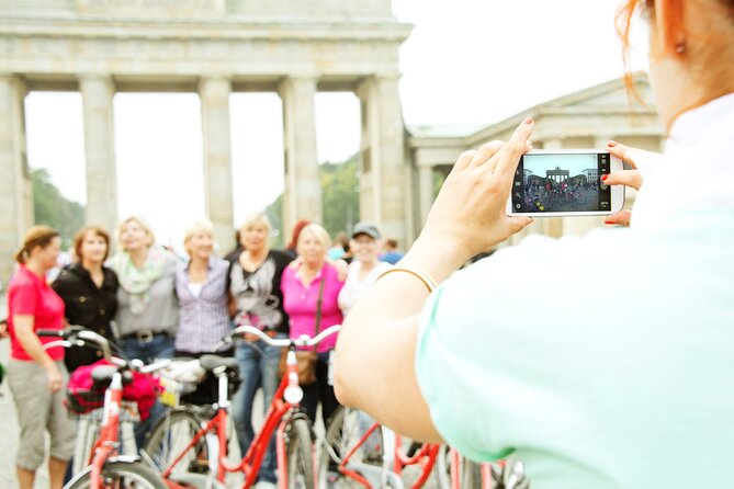 Berlin: Guided Private Bike Tour to Explore the Highlights - Key things to know before you ride