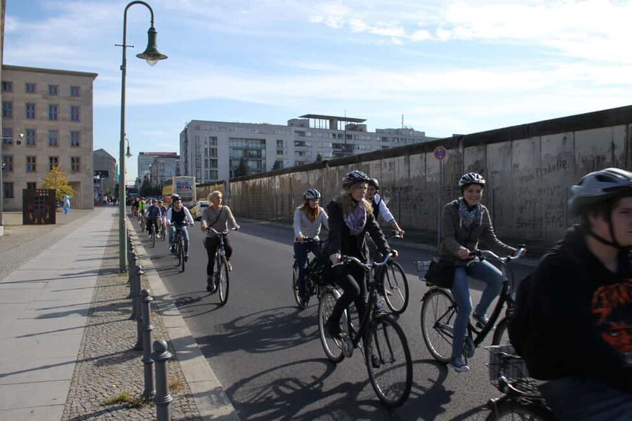 Berlin: The Wall and Third Reich Guided Bike Tour - The Holocaust Memorial and Hitler’s bunker site