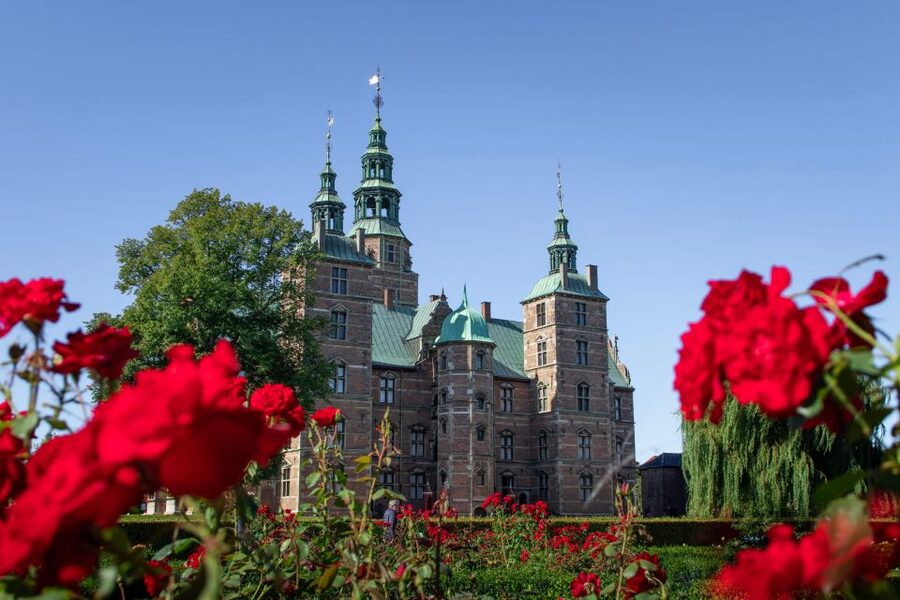 Best of Copenhagen Biking Tour-3 Hours, Small Group max 10 - Why a bike is the right way to meet Copenhagen