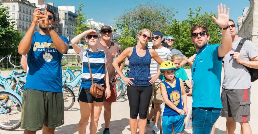 Best of Paris Bike Tour - Reaching the Eiffel Tower by bicycle